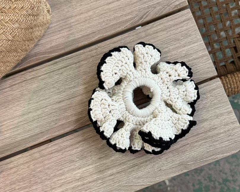 Vanilla Scrunchies
